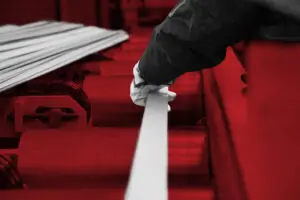 Piatti cesoiati profilati