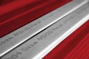 Piatti cesoiati profilati