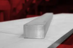 Sawn stainless steel flats: precision and versatility by SIPI Piatti segati in acciaio inox sipi spa